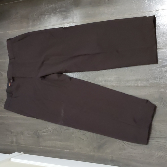 2/$50 - 2XL Dark Brown Men's Formal Suit - Picture 8 of 9